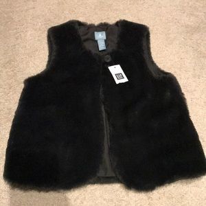 NEW** Gap Faux Fur Vest